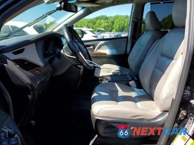 Zdjęcie 7 z 14 samochodu: 2017 TOYOTA SIENNA LIMITED PREMIUM 7-PASSENGER VIN:5TDDZ3DC8HS155322 - miniatura