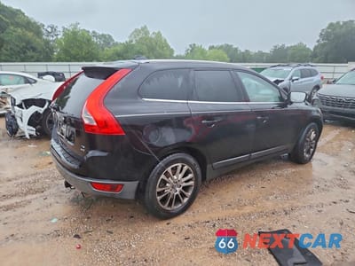 Trzecie zdjęcie samochodu z tyłu: 2010 VOLVO XC60 T6 VIN:YV4992DZ4A2023009 - miniatura