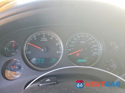 Zdjęcie 9 z 14 samochodu: 2013 CHEVROLET SUBURBAN C1500 LT VIN:1GNSCJE01DR230492 - miniatura