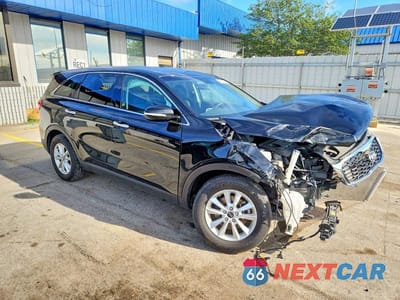 Czwarte zdjęcie samochodu z boku: 2019 KIA SORENTO L VIN:5XYPG4A31KG581337 - miniatura