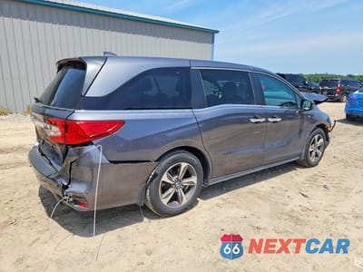 Trzecie zdjęcie samochodu z tyłu: 2019 HONDA ODYSSEY TOURING VIN:5FNRL6H82KB118664 - miniatura