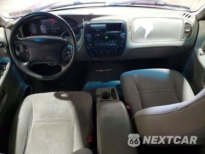 Zdjęcie 8 z 14 samochodu: 2000 FORD EXPLORER XLS VIN:1FMZU72XXYZC29898 - miniatura