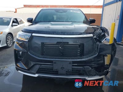 Piąte zdjęcie samochodu w środku: 2026 FORD EXPLORER PLATINUM VIN:1FMUK8HH6TGA37470 - miniatura