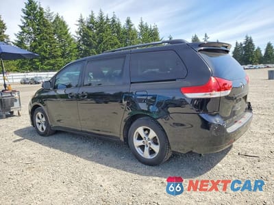 Drugie zdjęcie samochodu z przodu: 2013 TOYOTA SIENNA LE VIN:5TDKK3DC6DS348414 - miniatura