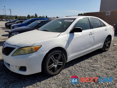 2011 TOYOTA CAMRY LE 4T1BF3EKXBU586720 - główne zdjęcie licytacji z USA - miniatura