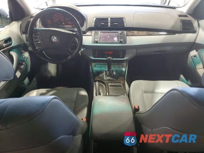 Zdjęcie 8 z 13 samochodu: 2005 BMW X5 4.4I VIN:5UXFB53575LV14005 - miniatura