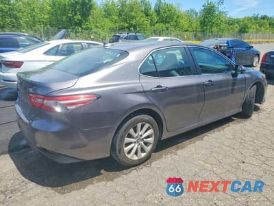 Trzecie zdjęcie samochodu z tyłu: 2019 TOYOTA CAMRY LE VIN:4T1B11HK9KU773090 - miniatura