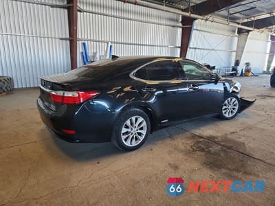 Trzecie zdjęcie samochodu z tyłu: 2015 LEXUS ES 300H VIN:JTHBW1GG5F2096266 - miniatura