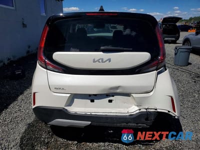 Zdjęcie 6 z 13 samochodu: 2023 KIA SOUL LX VIN:KNDJ23AU5P7843646 - miniatura