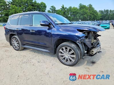 Czwarte zdjęcie samochodu z boku: 2017 LEXUS LX 570 VIN:JTJHY7AX8H4246151 - miniatura