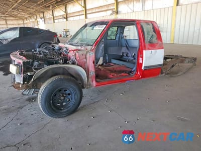 1993 DODGE DAKOTA 1B7GL23X6PS203760 - główne zdjęcie licytacji z USA - miniatura