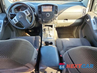 Zdjęcie 8 z 13 samochodu: 2012 NISSAN PATHFINDER S VIN:5N1AR1NB4CC620567 - miniatura