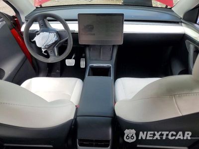 Zdjęcie 8 z 12 samochodu: 2023 TESLA MODEL Y VIN:7SAYGDEF3PF808067 - miniatura