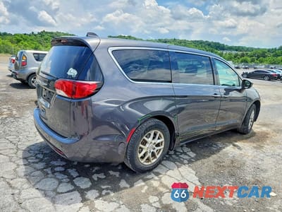 Trzecie zdjęcie samochodu z tyłu: 2020 CHRYSLER PACIFICA TOURING VIN:2C4RC1FGXLR102487 - miniatura