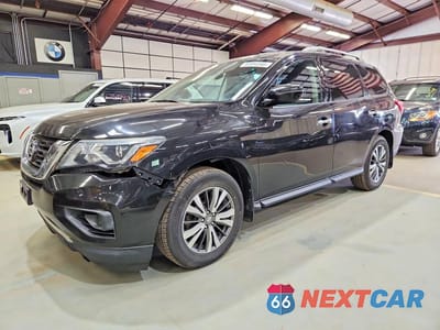 2017 NISSAN PATHFINDER S 5N1DR2MM0HC696719 - główne zdjęcie licytacji z USA - miniatura