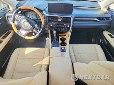 Zdjęcie 8 z 13 samochodu: 2022 LEXUS RX 350 L VIN:JTJHZKEAXN2025521 - miniatura