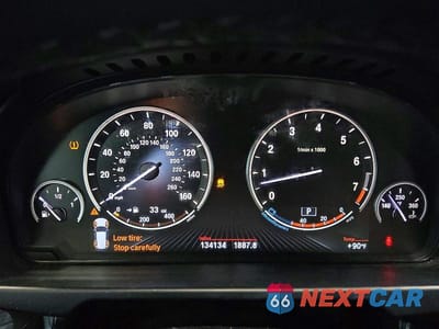 Zdjęcie 9 z 12 samochodu: 2015 BMW X5 XDRIVE35I VIN:5UXKR0C57F0P14494 - miniatura
