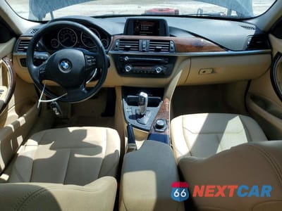 Zdjęcie 8 z 12 samochodu: 2015 BMW 320 I VIN:WBA3B1G56FNT64429 - miniatura