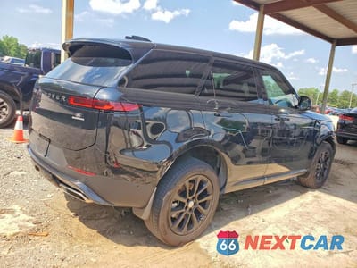 Trzecie zdjęcie samochodu z tyłu: 2025 LAND ROVER RANGE ROVER SPORT SE VIN:SAL1P9EU9SA441325 - miniatura