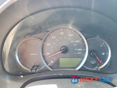 Zdjęcie 9 z 12 samochodu: 2013 TOYOTA YARIS 5-DOOR LE VIN:JTDKTUD37DD559622 - miniatura