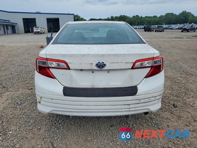 Zdjęcie 6 z 12 samochodu: 2014 TOYOTA CAMRY HYBRID LE VIN:4T1BD1FK5EU111408 - miniatura