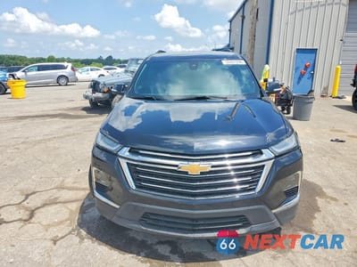 Piąte zdjęcie samochodu w środku: 2023 CHEVROLET TRAVERSE LT VIN:1GNERGKW5PJ130020 - miniatura