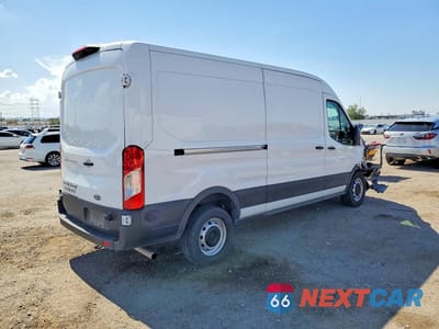 Trzecie zdjęcie samochodu z tyłu: 2024 FORD TRANSIT T-250 VIN:1FTBR1C83RKB77052 - miniatura
