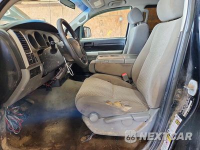 Zdjęcie 7 z 13 samochodu: 2008 TOYOTA TUNDRA GRADE VIN:5TBDV54168S515685 - miniatura