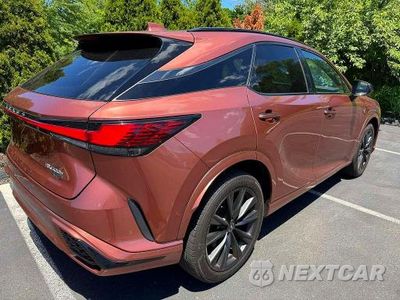 Trzecie zdjęcie samochodu z tyłu: 2023 LEXUS RX 500H F SPORT VIN:2T2BCMEA9PC005590 - miniatura