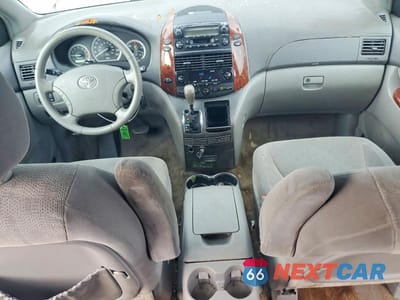 Zdjęcie 8 z 13 samochodu: 2005 TOYOTA SIENNA XLE 7 PASSENGER VIN:5TDZA22C95S319893 - miniatura
