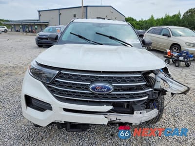 Piąte zdjęcie samochodu w środku: 2023 FORD EXPLORER XLT VIN:1FMSK7DH3PGA88017 - miniatura