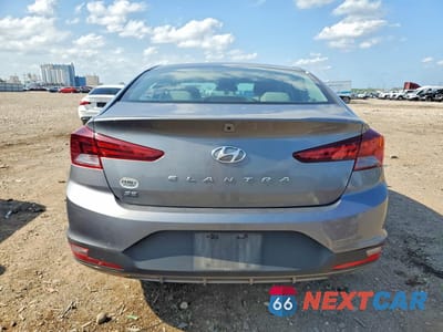 Zdjęcie 6 z 12 samochodu: 2019 HYUNDAI ELANTRA SE VIN:5NPD74LF6KH495525 - miniatura