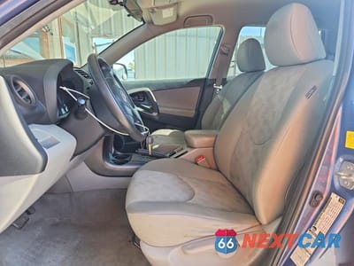 Zdjęcie 7 z 12 samochodu: 2011 TOYOTA RAV4 BASE VIN:2T3BF4DV1BW117010 - miniatura