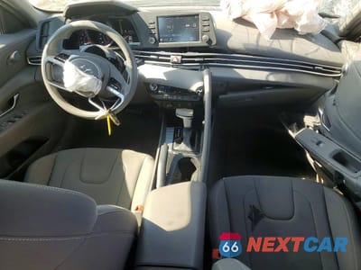 Zdjęcie 8 z 13 samochodu: 2022 HYUNDAI ELANTRA SEL VIN:KMHLM4AG0NU243856 - miniatura