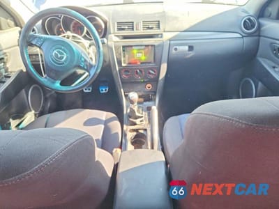 Zdjęcie 8 z 12 samochodu: 2006 MAZDA 3 HATCHBACK VIN:JM1BK143161497835 - miniatura