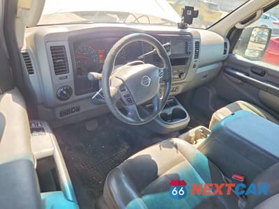 Zdjęcie 8 z 13 samochodu: 2015 NISSAN NV 2500 VIN:1N6BF0LY3FN809364 - miniatura