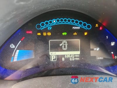 Zdjęcie 9 z 12 samochodu: 2012 NISSAN LEAF SV VIN:JN1AZ0CP7CT025471 - miniatura