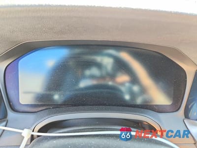 Zdjęcie 9 z 12 samochodu: 2021 BMW 330E VIN:WBA5P7C07MFL06070 - miniatura