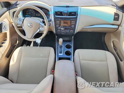 Zdjęcie 8 z 12 samochodu: 2015 NISSAN ALTIMA 2.5 S VIN:1N4AL3AP3FC479150 - miniatura