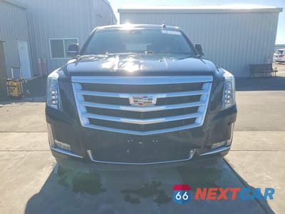 Piąte zdjęcie samochodu w środku: 2017 CADILLAC ESCALADE LUXURY VIN:1GYS4BKJ3HR155383 - miniatura