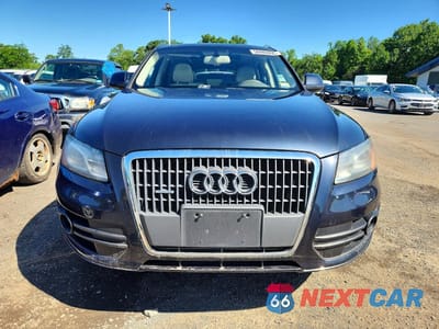 Piąte zdjęcie samochodu w środku: 2012 AUDI Q5 PREMIUM PLUS VIN:WA1LFAFP0CA064814 - miniatura