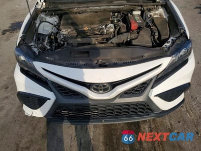 Zdjęcie 11 z 12 samochodu: 2022 TOYOTA CAMRY SE VIN:4T1T11AK8NU686476 - miniatura