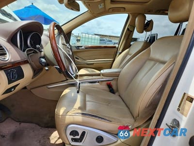 Zdjęcie 7 z 13 samochodu: 2011 MERCEDES-BENZ GL 450 4MATIC VIN:4JGBF7BEXBA699431 - miniatura