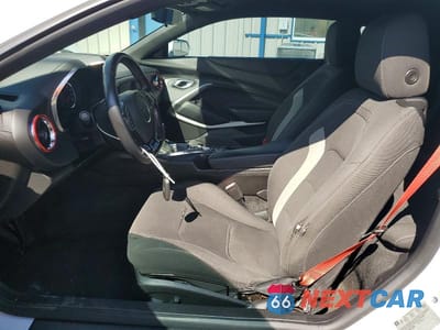Zdjęcie 7 z 12 samochodu: 2017 CHEVROLET CAMARO LS VIN:1G1FA1RX5H0102265 - miniatura