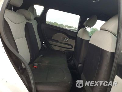 Zdjęcie 10 z 12 samochodu: 2015 KIA SOUL BASE VIN:KNDJN2A21F7208485 - miniatura