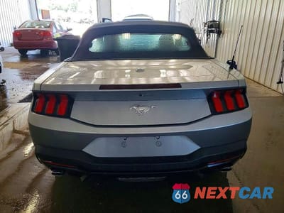 Zdjęcie 6 z 12 samochodu: 2026 FORD MUSTANG VIN:1FAGP8UH9T5108901 - miniatura