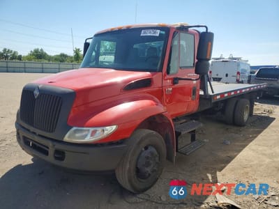 2002 INTERNATIONAL 4000 4300 1HTMMAAM22H378034 - główne zdjęcie licytacji z USA - miniatura