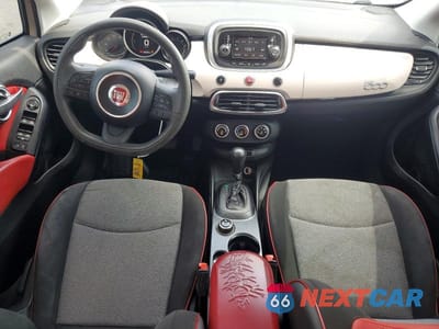 Zdjęcie 8 z 12 samochodu: 2016 FIAT 500X EASY VIN:ZFBCFYBT3GP382191 - miniatura