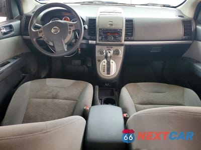 Zdjęcie 8 z 12 samochodu: 2010 NISSAN SENTRA 1.8 S/SV/SR/SL VIN:3N1AB6AP3AL724723 - miniatura