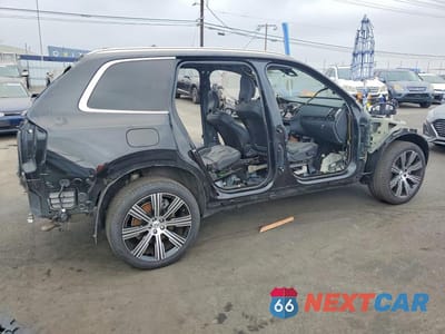 Trzecie zdjęcie samochodu z tyłu: 2024 VOLVO XC90 PLUS VIN:YV4062PE2R1196331 - miniatura